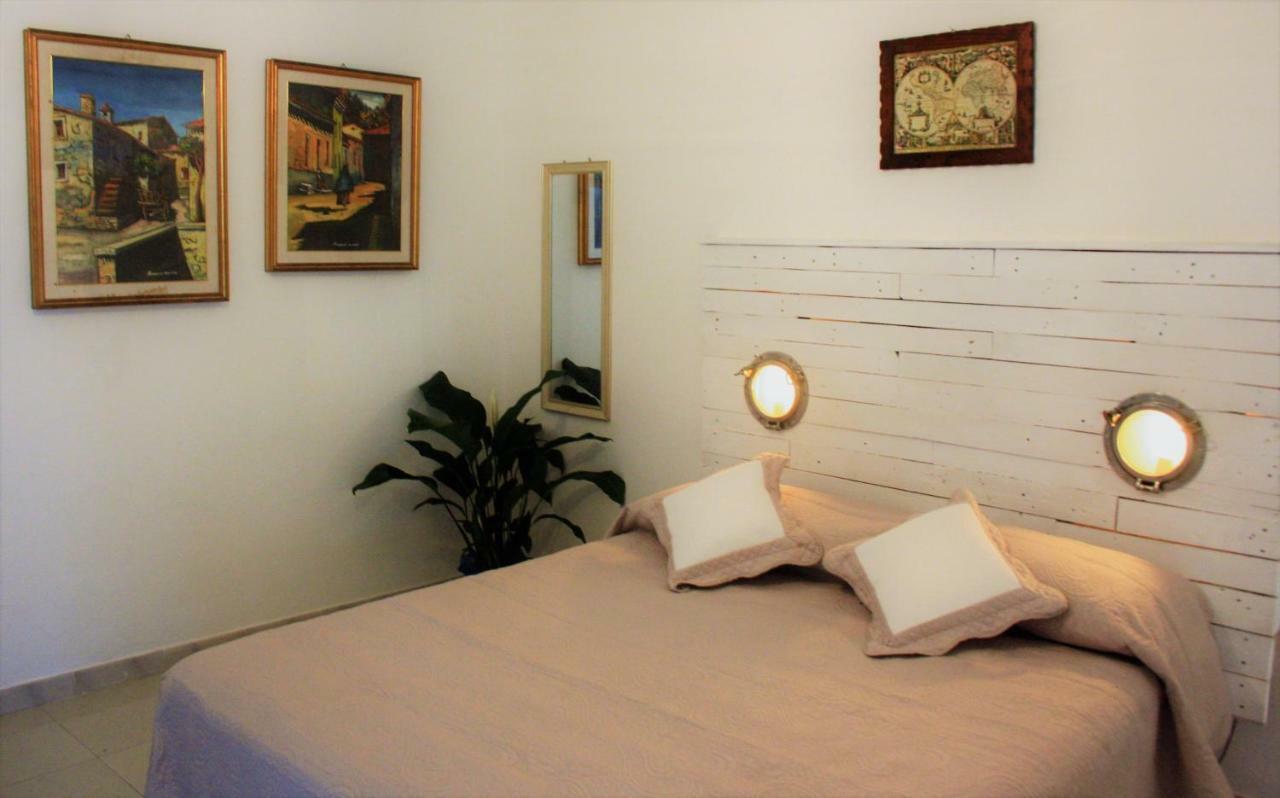 Casa Gandamar B&B Santa Teresa Gallura Exterior photo